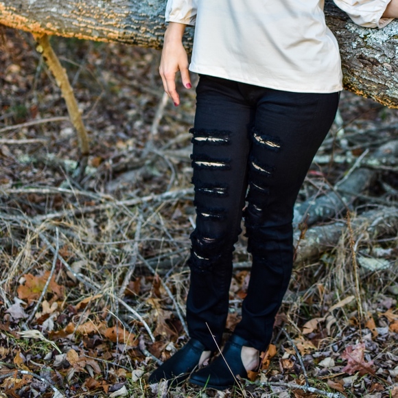 Black Distressed Skinny Jeans - Picture 4 of 5